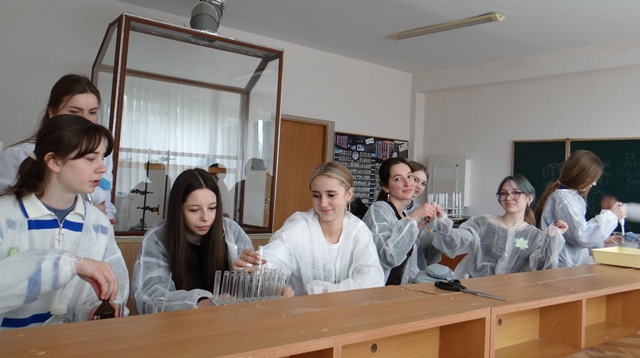 Хімічний блок школи